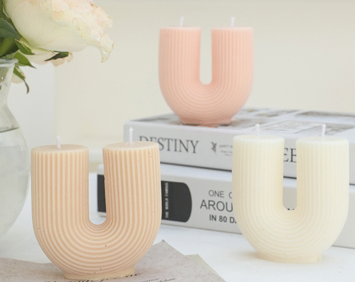 U-shaped Scented Candle - Image 2